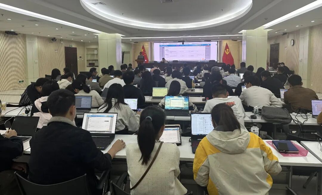 海南橡膠開展法務管理系統(tǒng)專題培訓